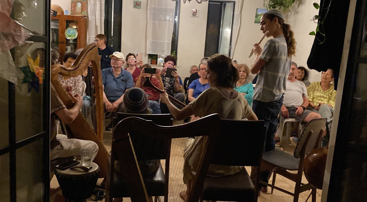 אירוח ביתי מוזיקלי